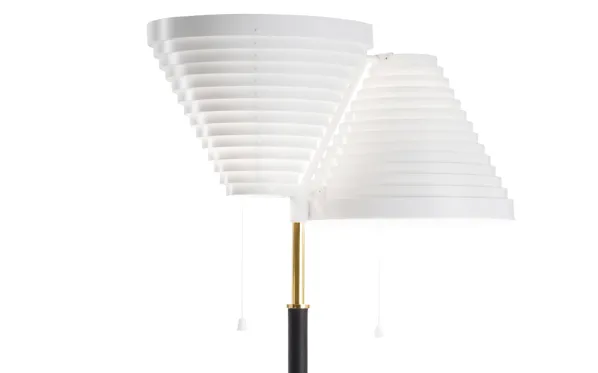 A810 Golvlampa