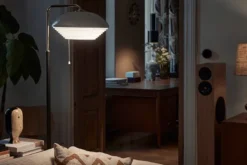 A811 Golvlampa