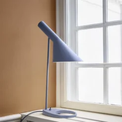 AJ Bordslampa