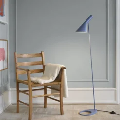 AJ Golvlampa