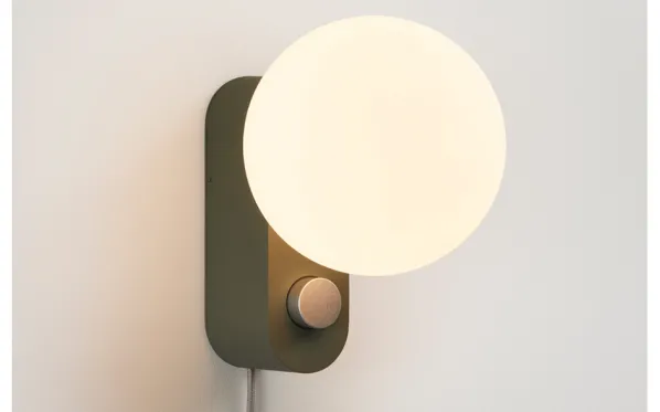 Alumina Bords-/Vägglampa