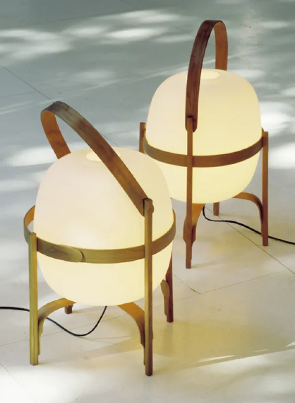 Cesta Bords-/golvlampa