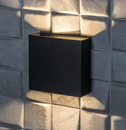 Compact W1 Up/Down Vägglampa