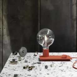 Control Bordslampa