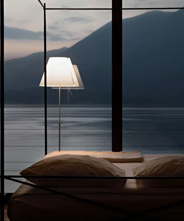 Costanza D13 tc Golvlampa Mässing