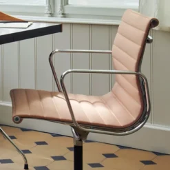 EA 117 Aluminium Chair Kontorsstol Tyg
