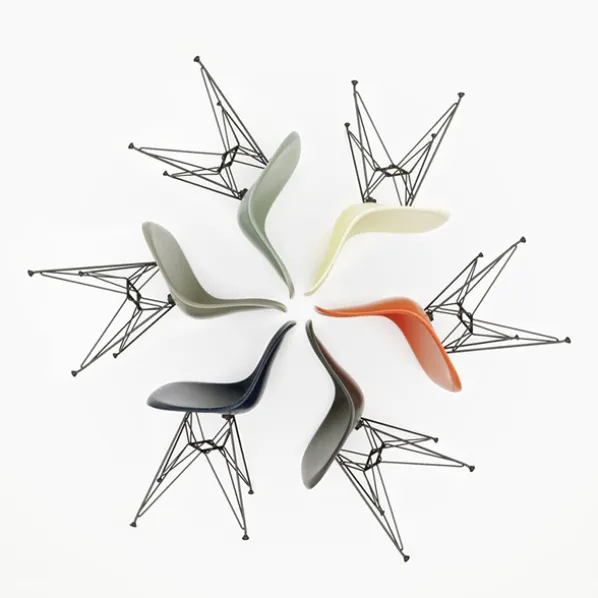Eames DSR Fiberglass Stol