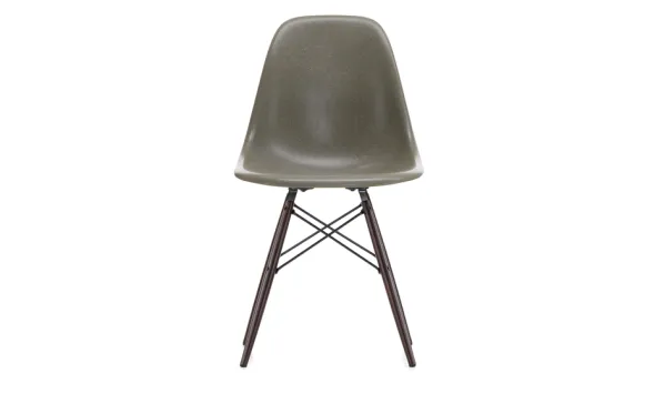 Eames DSW Fiberglass Stol