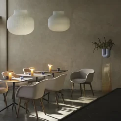 Ease Portabel Bordslampa