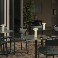 Ease Portabel Bordslampa