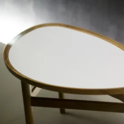 Eye Table Soffbord