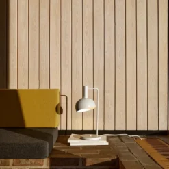 FJ Elements Bordslampa