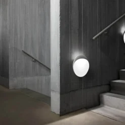 Flindt Vägglampa Aluminium