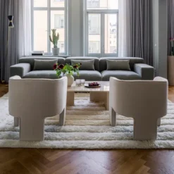Florian Lounge Chair
