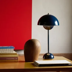 Flowerpot VP3 Bordslampa