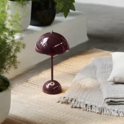Flowerpot VP9 Portable Bordslampa