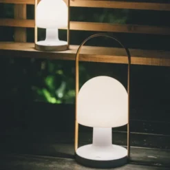 FollowMe Plus Portabel Bordslampa