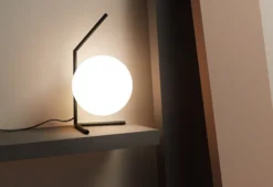 IC Lights T1 Bordslampa Svart