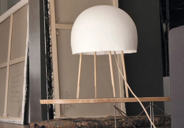 Kurage Bordslampa
