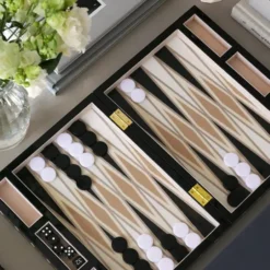 Lacquered Backgammon Spel