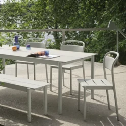Linear Steel Bänk Utemöbel