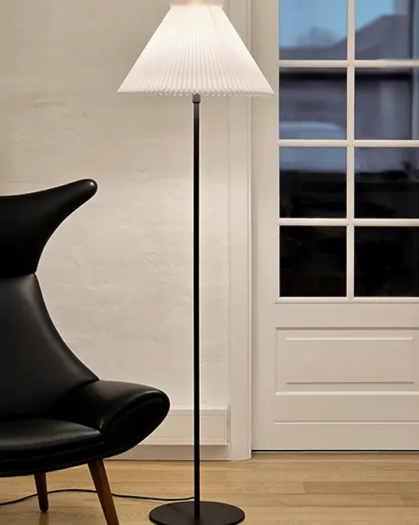 Model 334 Golvlampa