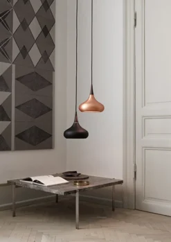 Orient Black Taklampa