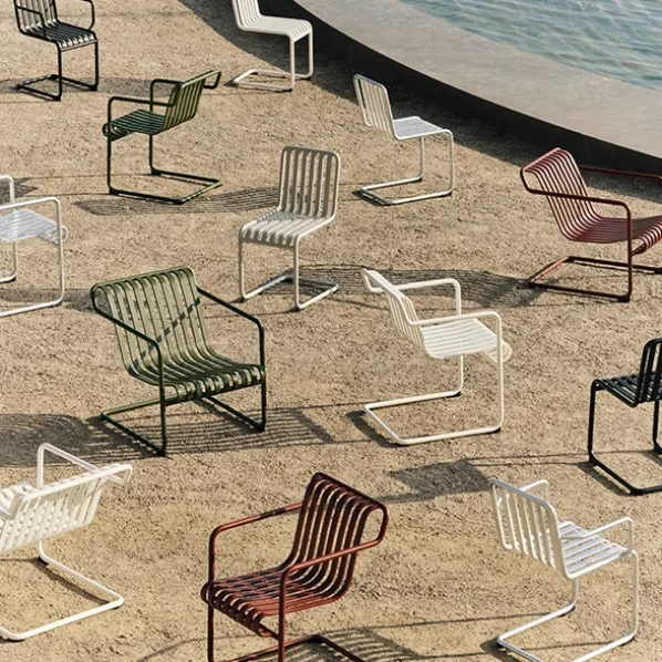 Palissade Cantilever Lounge Chair Galvaniserad