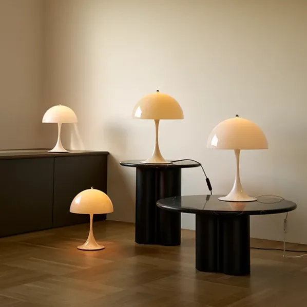 Panthella 320 Bordslampa