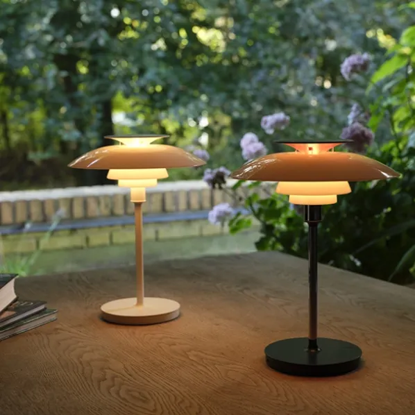 PH 80 Portable Bordslampa