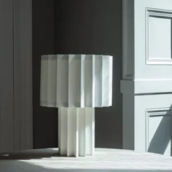 Plissé Bordslampa