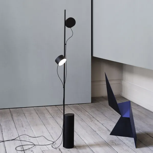 Post Floor Lamp Golvlampa