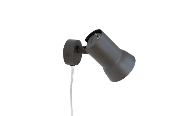P 7 138 Vägglampa