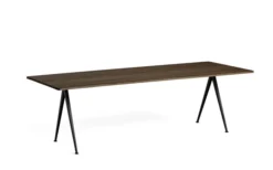 Pyramid Table 02 Matbord