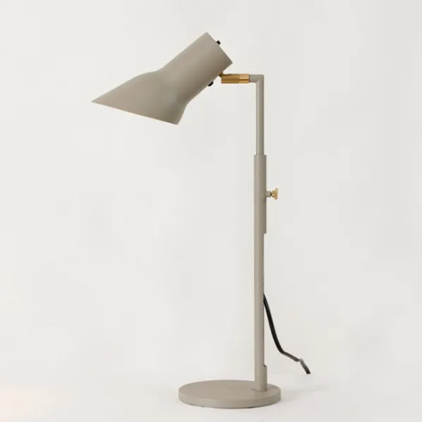 Q10 Bordslampa