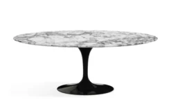 Saarinen Matbord Ovalt