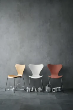 Sjuan 3107 Stol Helklädd läder Grace Walnut