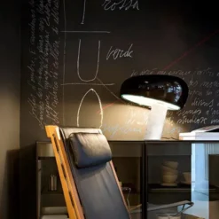 Snoopy Bordslampa Svart