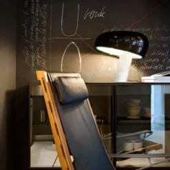 Snoopy Bordslampa Svart