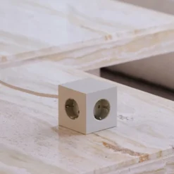 Square 1 USB-C/Magnet Grenuttag