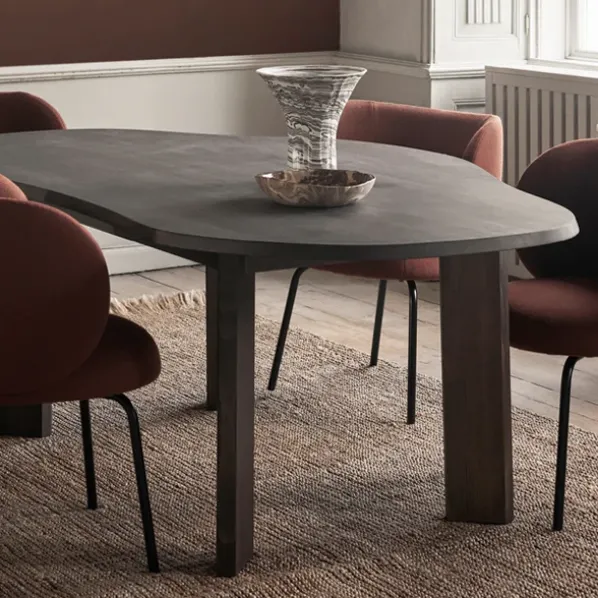 Tarn Dining Table Matbord