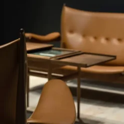 The Art Collectors Table Sidobord