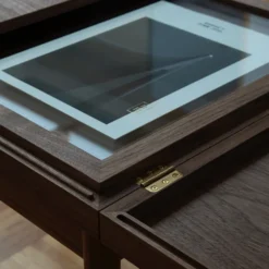 The Art Collectors Table Sidobord