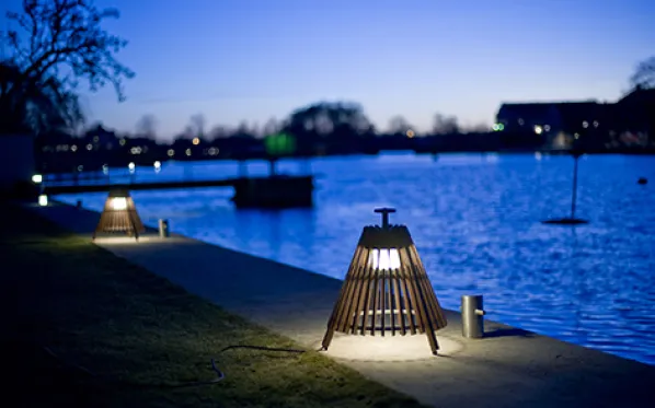 Tipi Utomhuslampa