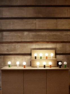 Turn On Bordslampa