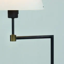 Vega 146 Golvlampa