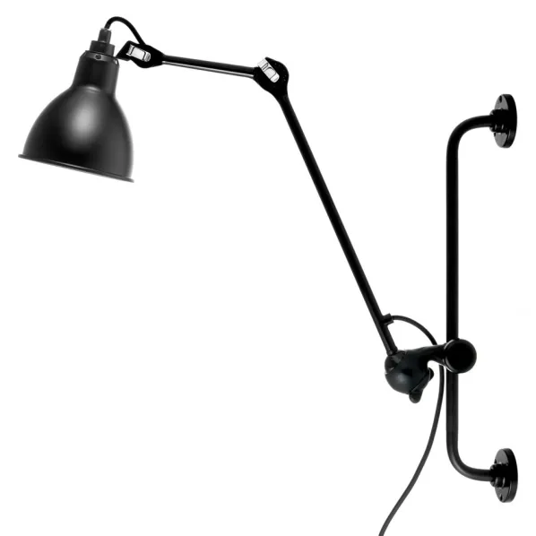 210 Vägglampa