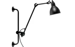 210 Vägglampa