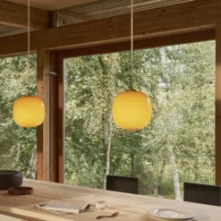 VL45 Radiohus Pendel Taklampa Amber